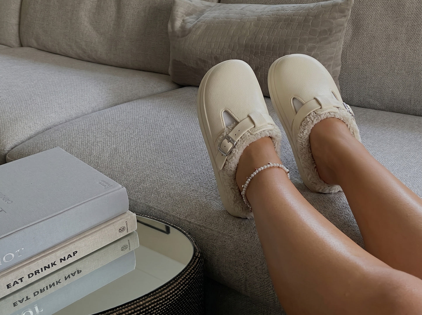SNUG Cloud Clog